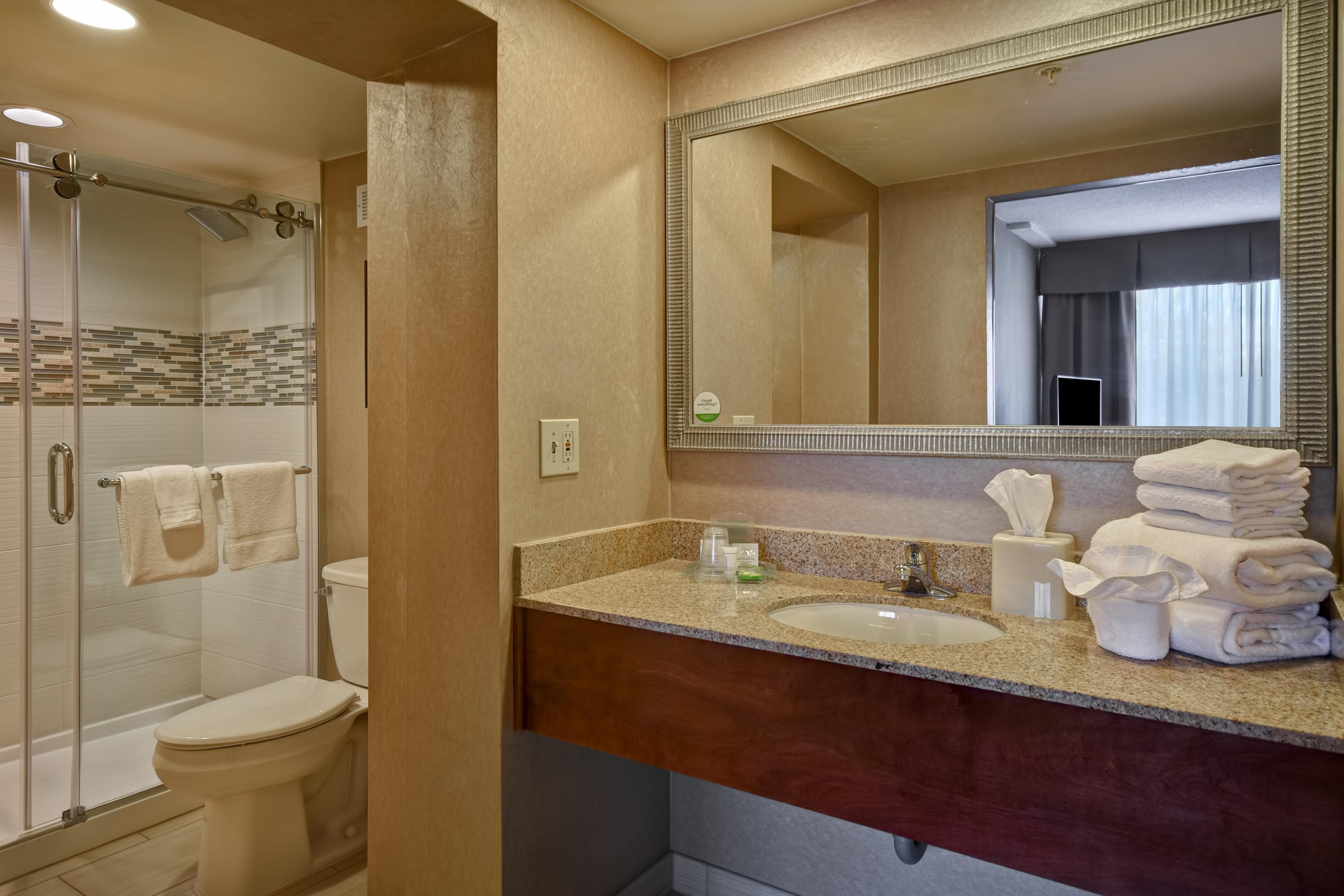 Holiday Inn Cincinnati-Riverfront By Ihg Covington Eksteriør billede