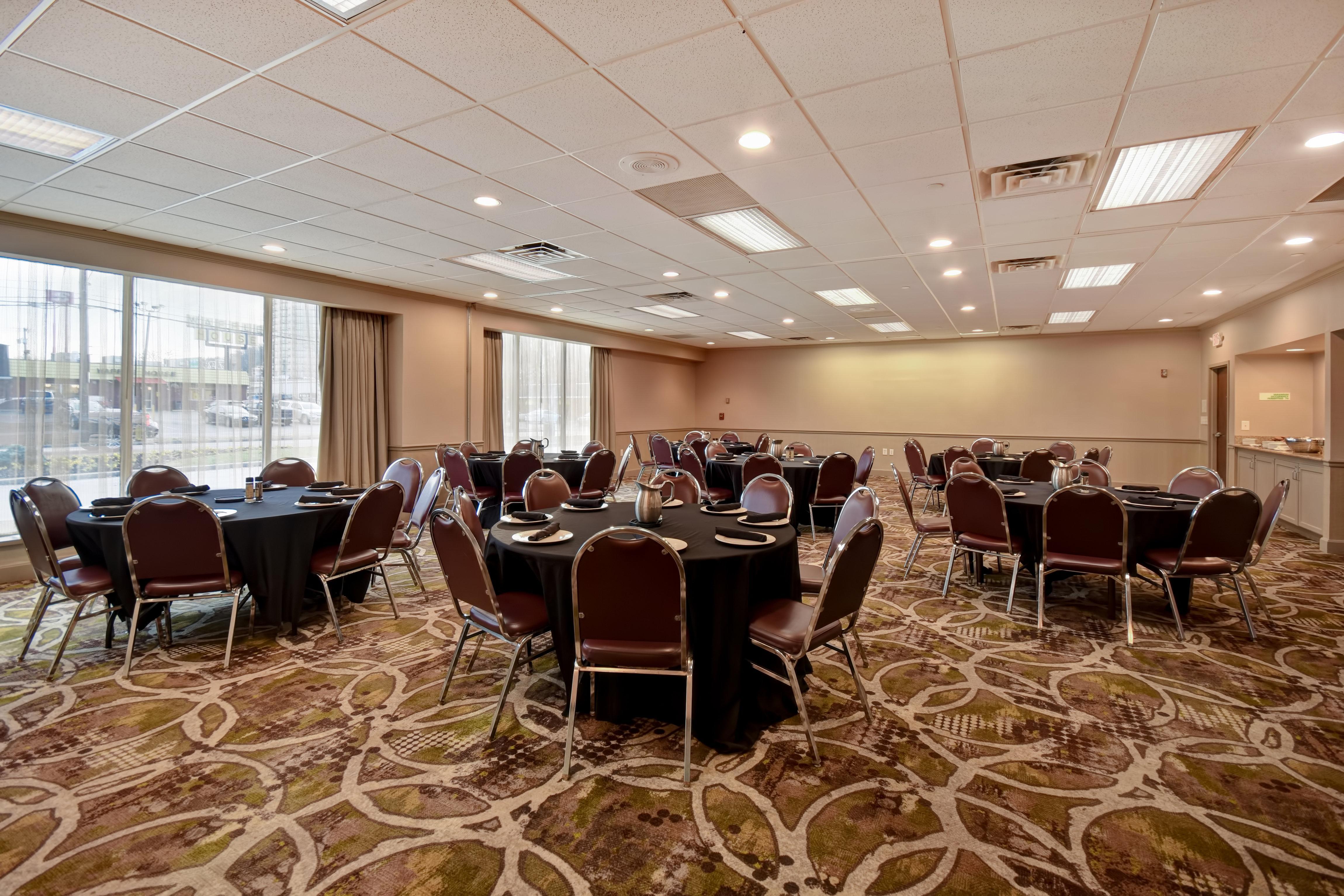 Holiday Inn Cincinnati-Riverfront By Ihg Covington Eksteriør billede