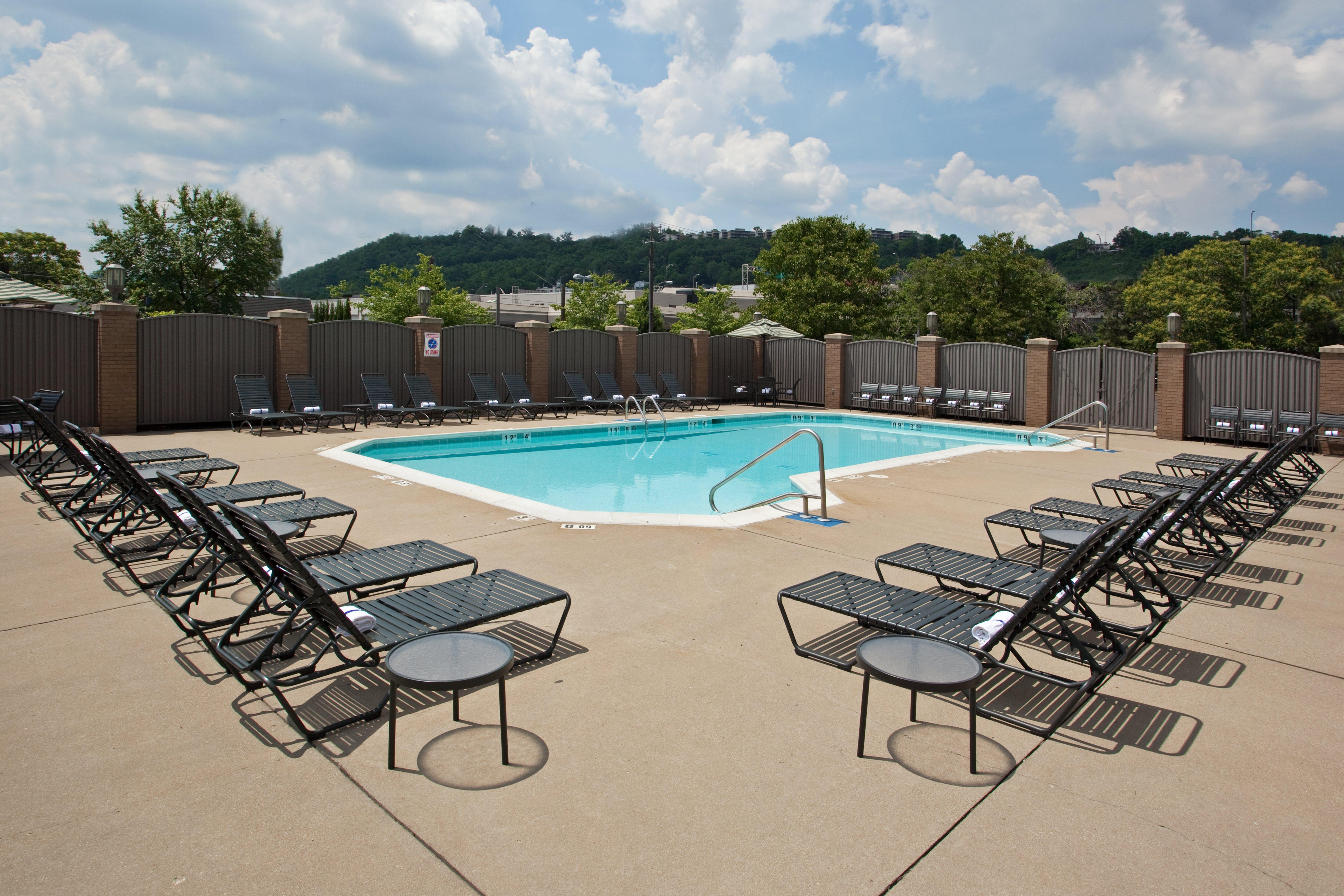 Holiday Inn Cincinnati-Riverfront By Ihg Covington Eksteriør billede