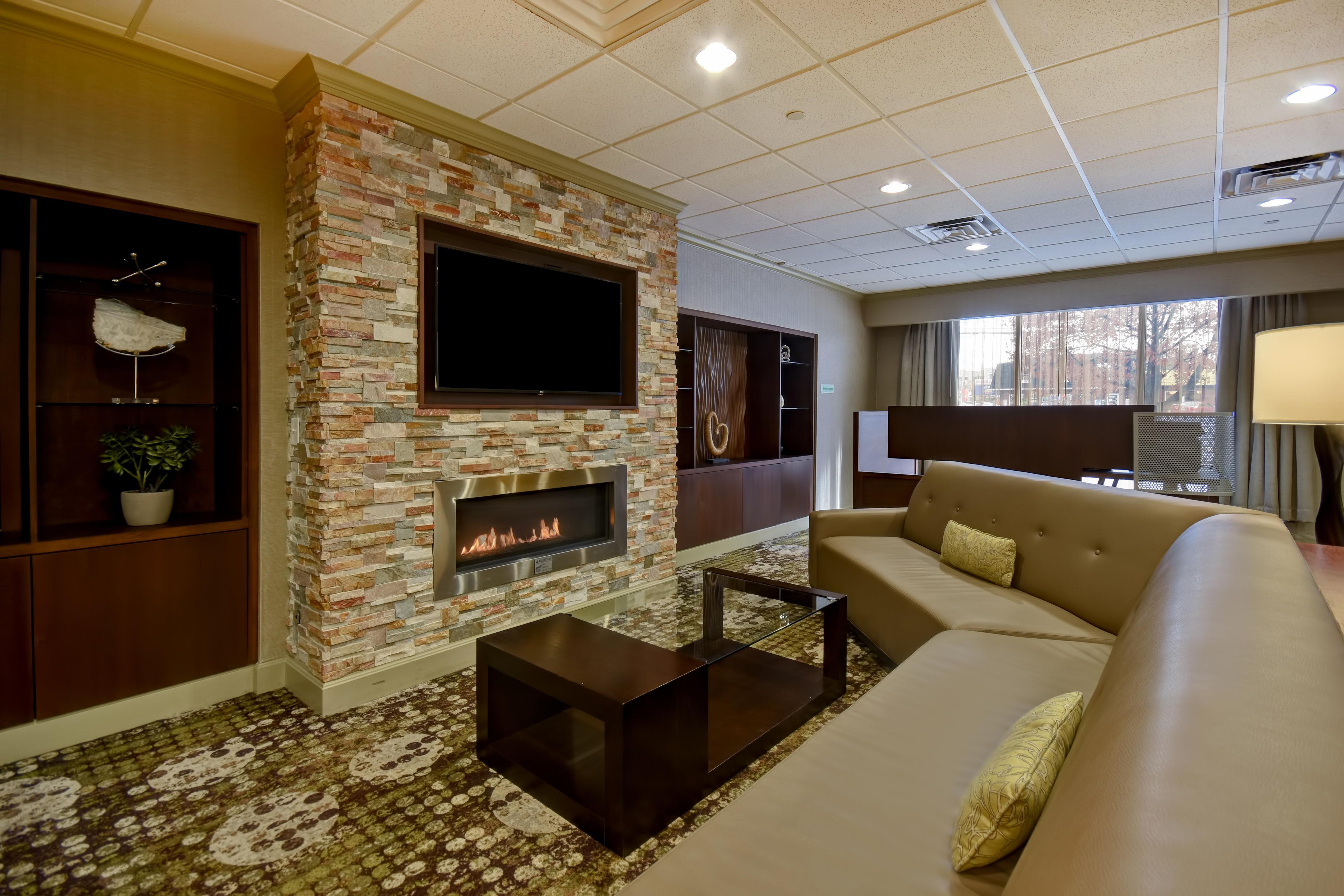 Holiday Inn Cincinnati-Riverfront By Ihg Covington Eksteriør billede