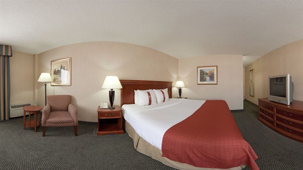 Holiday Inn Cincinnati-Riverfront By Ihg Covington Eksteriør billede